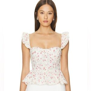 Astr the label Baylin top in white and red floral size M NWOT